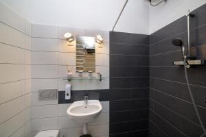 V26 - in the city center New Apartment with AC