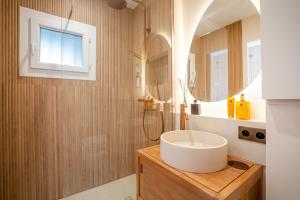 Studio rénové avec vue mer