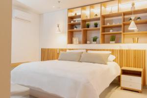 Ambar Roca Suites by Huespedia