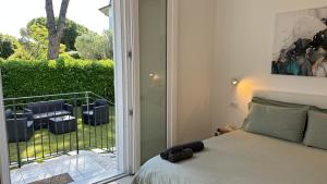 La Casa Bianca Rooms&Lounge