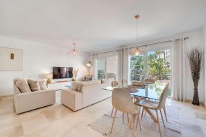 New spacious townhouse in Marbella