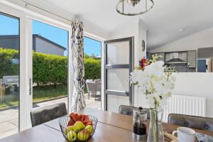 Hazel Lodge, 27 Roadford Lake Lodges