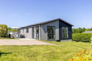 Hazel Lodge, 27 Roadford Lake Lodges