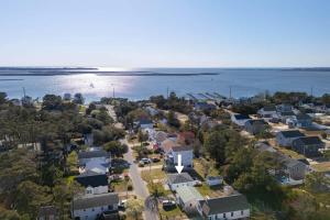 Steps to the Sound & Dog Friendly