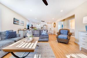 Steps to the Sound & Dog Friendly