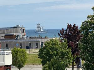 Sonnenperle mit Meerblick und Strandnähe