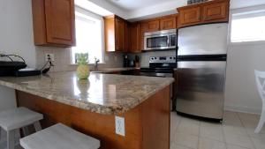 Broadway Beach Unit 1