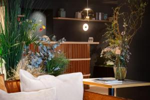 Hotels Hotel L'Adresse - Entierement renove : photos des chambres