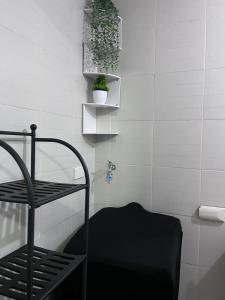 Cozy Makati 2BR in CBD Ayala area with games, KTV, and Amazing Pools!