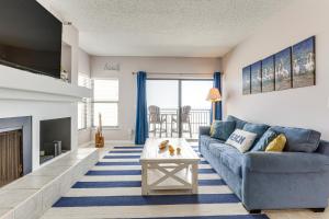 Beachfront New Smyrna Condo: 1 Mi to Flagler Ave