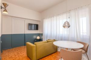 Keys of Italy - PortaRomana51-Golden Gate Retreat