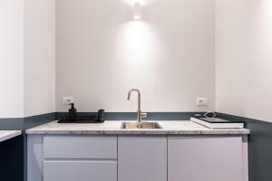 Keys of Italy - PortaRomana51-Golden Gate Retreat