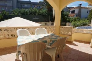 Casa Gemma, solo dos pasos de la playa Santa Ana