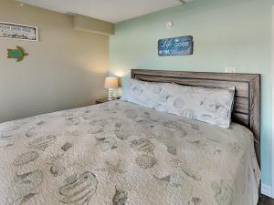 Laguna Reef #116 - The Heron Room