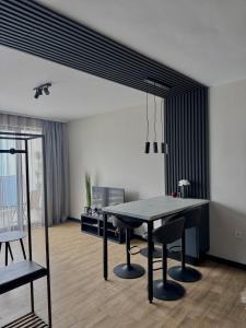 Sunrise l 1BD Sea View l Pool l Free Parking