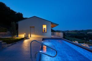 Le Cune, Apt La Terrazza - AC, Pool & Jacuzzi