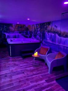 Maisons de vacances Gite de Coquelicots avec Jacuzzi a Embreville : photos des chambres