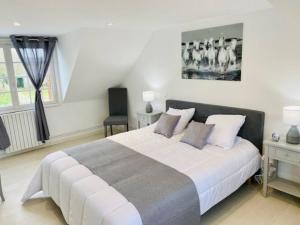 Maisons de vacances Gite de Coquelicots avec Jacuzzi a Embreville : photos des chambres