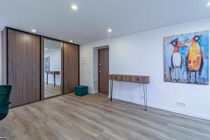 Symphony Apartment with free parking