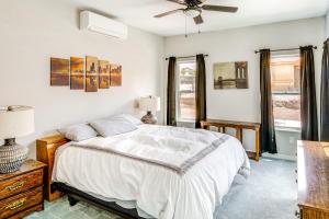 4 Mi to Casinos Mtn-View Home in Bullhead City!