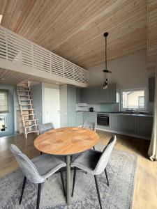 Gray House apartment