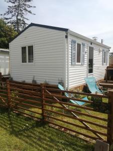 Chalets Mobilhome cool : photos des chambres