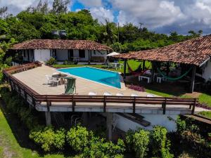 Refúgio Rústico c Piscina-3 Suítes-SH015