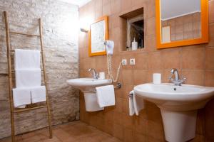 B&B / Chambres d'hotes La Dominotte : Chambre Double avec Salle de Bains Privative