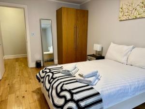 Westciti Chatsworth Road Apartments