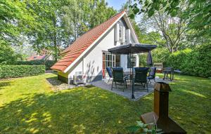 Stunning Home In Exloo With Wifi