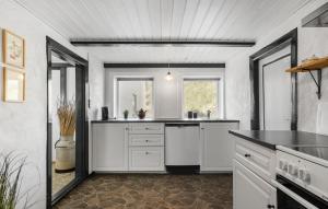 Nice Apartment In Ulfborg With Wifi