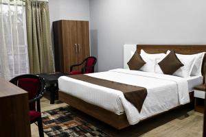 Best Budget Raghubir Nikunj Hotel With Free Parking