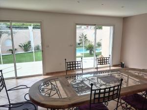 Villas Villa chaleureuse : photos des chambres