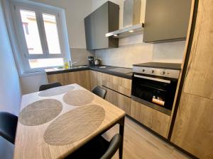 Le primule - House for 4 people - Mirti, Metro C