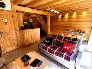 Duplex montagnard 3* aux Gets avec terrasse et parking - FR-1-598-71