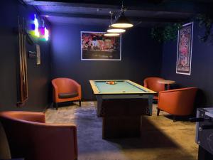 Appartements Domaine Le Rocher d Argent avec Piscine Exterieur ,Jacuzzi Interieur et Salle de jeux : photos des chambres