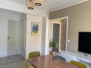 Appartements T3 Rez de jardin SANARY CENTRE : photos des chambres