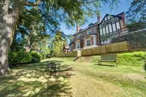 Modern flat nestled in the Malvern Hills Worcestershire