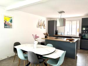 Villas Villa - Vue Mer et Tranquilite : photos des chambres
