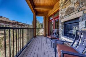 Northstar Lodge 306 by East West Hospitality