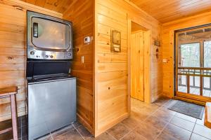 Fish, Hunt, Ride and Ski 4-Season Phillips Retreat