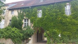 Maisons de vacances Gite du chateau de Feschaux, Jura : photos des chambres