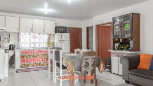 Casa em Navegantes próxima a Praia da Miraguaia