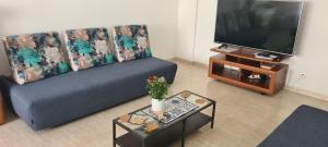 Vilamoura-Quarteira Beaches Apt with pool and sea view