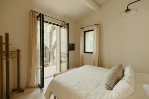 Maisons de vacances Provencal Mansion In The Heart Of Fontaine De Vaucluse : photos des chambres