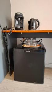 Aiolou street rooms 2& apartments