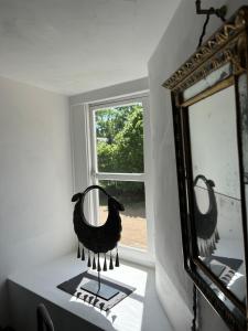 B&B / Chambres d'hotes Chateau de La Tour en Brenne : Chambre Lit Queen-Size Deluxe