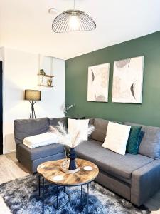 Archway Retreat with Easy City Access