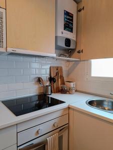 Cute loft 15 minutes to downtown by metro AC y WiFi
