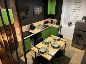 Appartements Escapade 6 pers 2 sdb 2wc terrasse parking privee : Appartement 2 Chambres